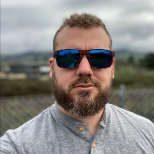 Meet your Posher, Drew